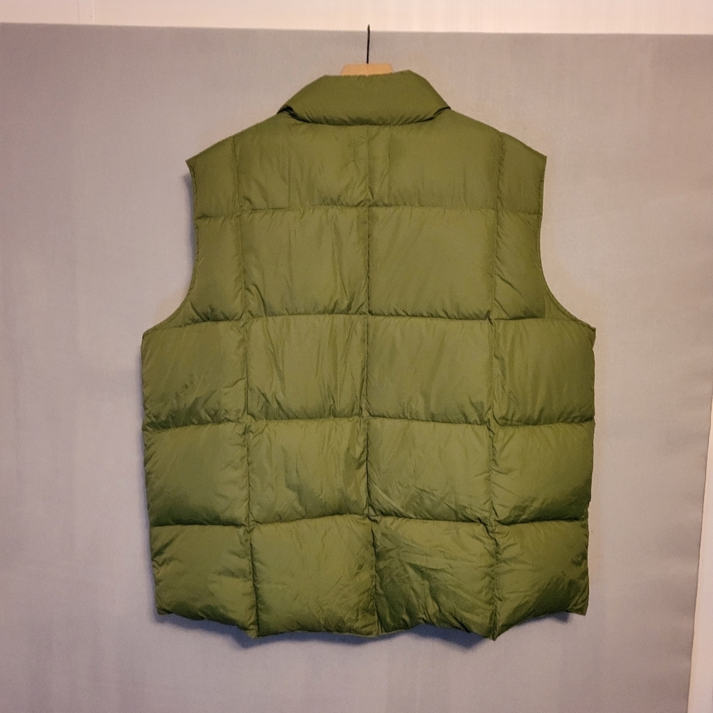 Lands' End Forest Green Down Puffer Vest. Size XL - Picture 2 of 4